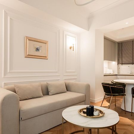 Elegant Apartment A Breath Away From The Acropolis Atenas Exterior foto