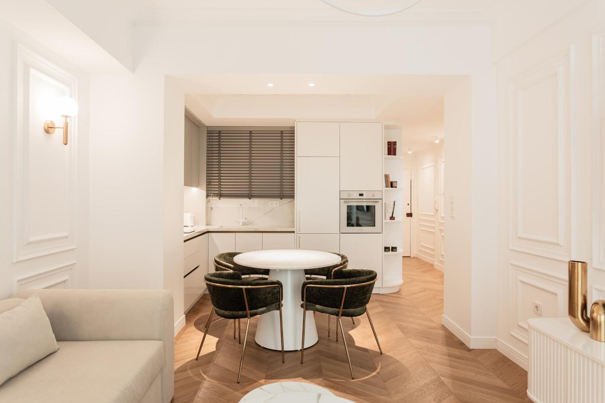 Elegant Apartment A Breath Away From The Acropolis Atenas Exterior foto